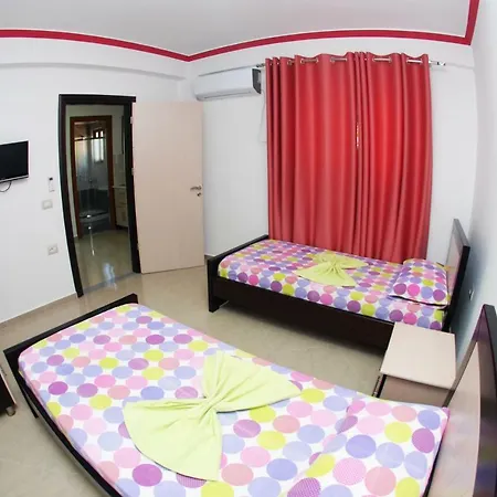 Landi Hotel