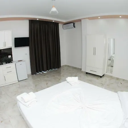 Landi Szálloda 3*
